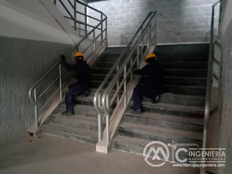Barandas de Escaleras de Emergencia y Estructuras Metálicas Bogotá, Colombia. Montajes, Ingeniería y Construcción. MIC SAS
