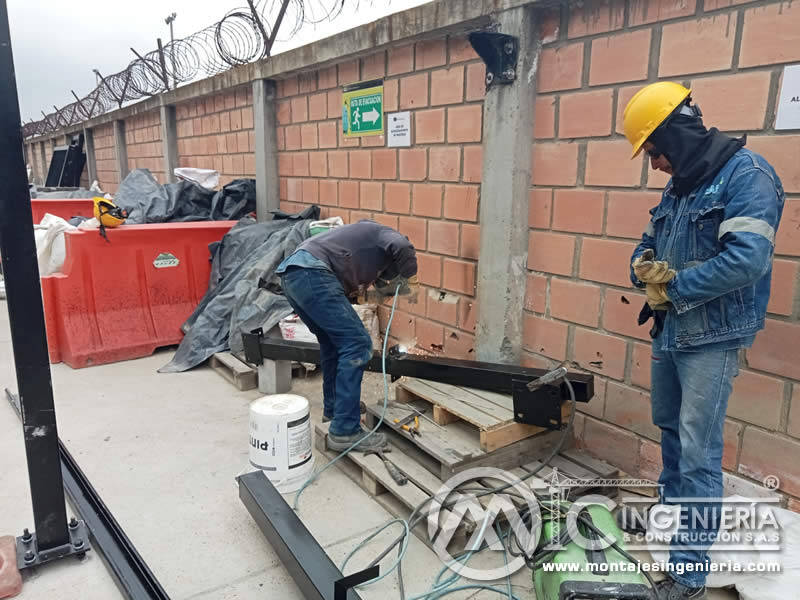 Pérgolas metálicas modernas. Diseño y mantenimiento en Bogotá, Colombia. Montajes, Ingeniería y Construcción. MIC SAS. Pérgolas metálicas modernas. Diseño y mantenimiento en Bogotá, Colombia. Montajes, Ingeniería y Construcción. MIC SAS.