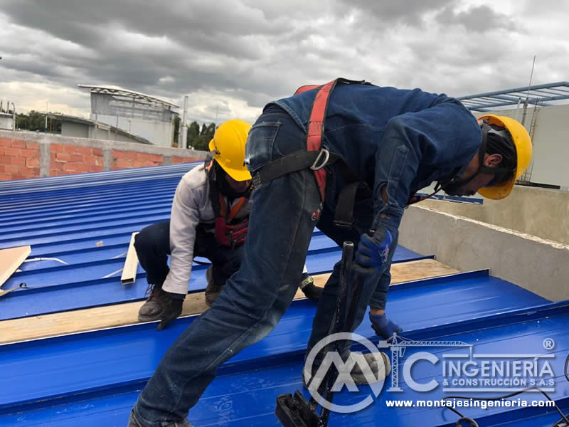 Acabados industriales para estructuras metálicas de techos en Bogotá, Colombia. Montajes, Ingeniería y Construcción. MIC SAS.