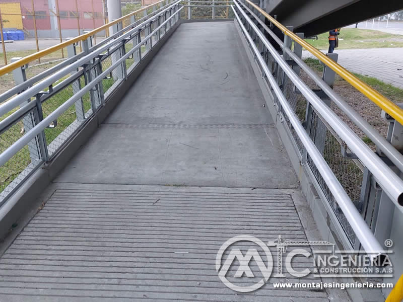 Mantenimiento estructural y diseño de puentes metálicos peatonales en Bogotá, Colombia. Montajes, Ingeniería y Construcción. MIC SAS. Mantenimiento estructural y diseño de puentes metálicos peatonales en Bogotá, Colombia. Montajes, Ingeniería y Construcción. MIC SAS.