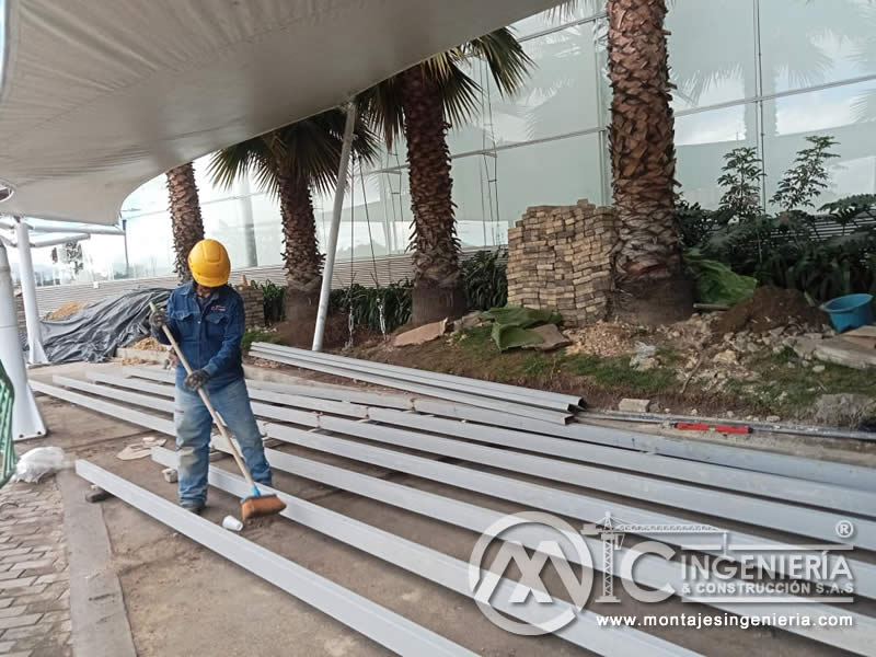 Estructuras metálicas en acero para pisos industriales de alto tráfico en Bogotá, Colombia. Montajes, Ingeniería y Construcción. MIC SAS. Estructuras metálicas en acero para pisos industriales de alto tráfico en Bogotá, Colombia. Montajes, Ingeniería y Construcción. MIC SAS.
