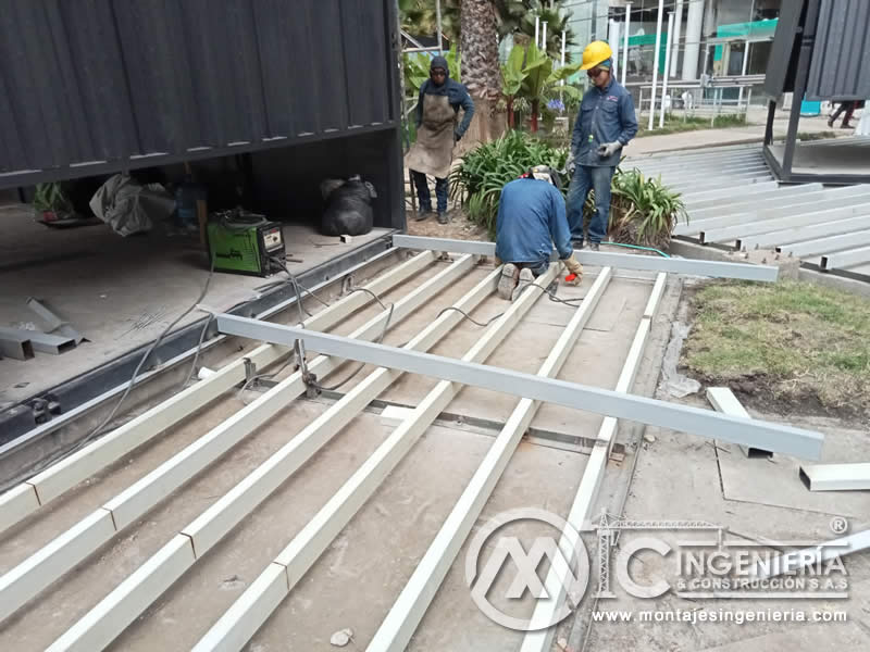 Estructuras metálicas para acceso comercial en locales de exhibición de marcas en Bogotá. Montajes, Ingeniería y Construcción. MIC SAS. Estructuras metálicas para acceso comercial en locales de exhibición de marcas en Bogotá. Montajes, Ingeniería y Construcción. MIC SAS.
