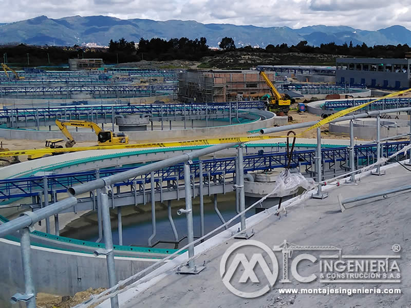 Diseño de estructuras, columnas y vigas metáilcas en Bogotá, Colombia. Montajes, Ingeniería y Construcción. MIC SAS