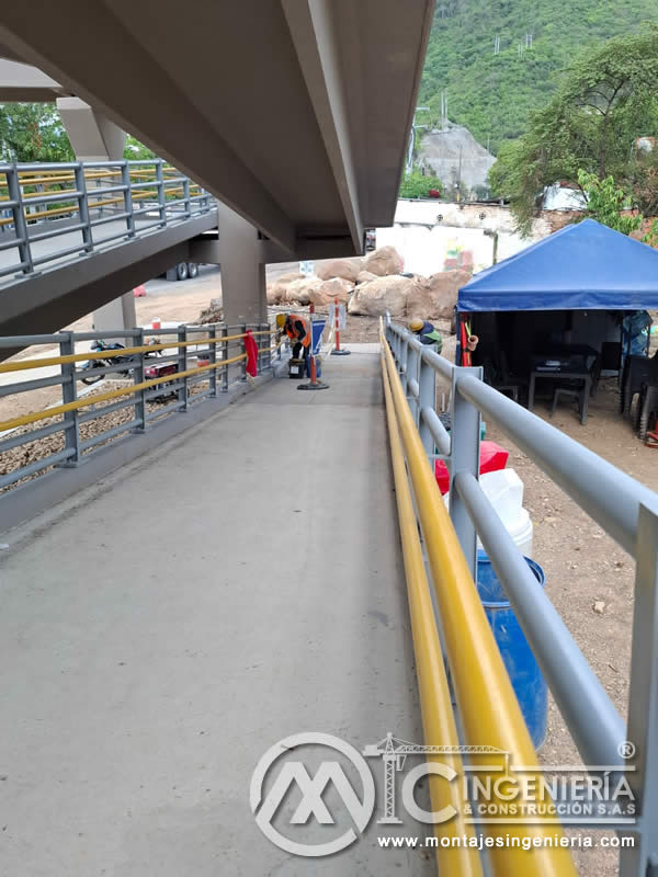 Acero estructural de alta calidad para puentes peatonales en avenidas principales en Bogotá, Colombia. Montajes, Ingeniería y Construcción. MIC SAS. Acero estructural de alta calidad para puentes peatonales en avenidas principales en Bogotá, Colombia. Montajes, Ingeniería y Construcción. MIC SAS.
