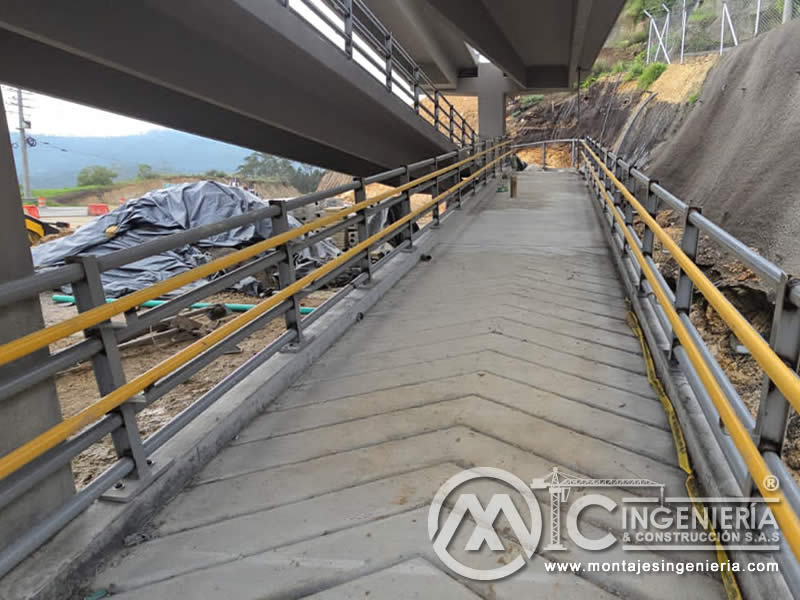 Innovador diseño de puentes peatonales en acero y su impacto urbano en Bogotá, Colombia. Montajes, Ingeniería y Construcción. MIC SAS.