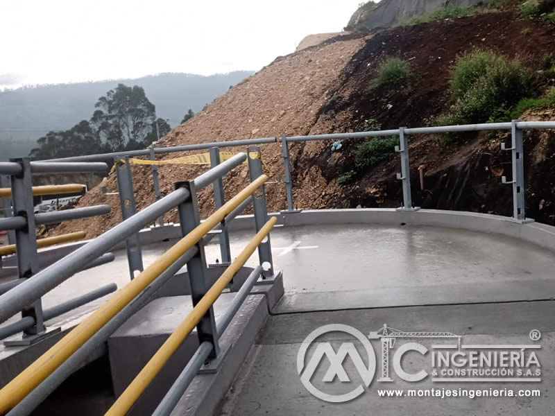 Barandas metálicas para puentes peatonales garantía de seguridad en Bogotá, Colombia. Montajes, Ingeniería y Construcción. MIC SAS. Barandas metálicas para puentes peatonales garantía de seguridad en Bogotá, Colombia. Montajes, Ingeniería y Construcción. MIC SAS.