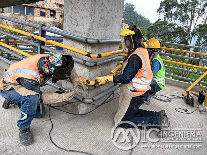 Diseño y construcción de puentes peatonales metálicos, fusión perfecta en Bogotá, Colombia. Montajes, Ingeniería y Construcción. MIC SAS. Diseño y construcción de puentes peatonales metálicos, fusión perfecta en Bogotá, Colombia. Montajes, Ingeniería y Construcción. MIC SAS.
