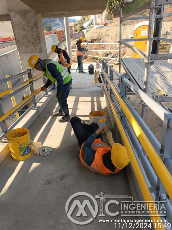 Fabricación de puentes peatonales metálicos con los más altos estándares en Bogotá, Colombia. Montajes, Ingeniería y Construcción. MIC SAS. Fabricación de puentes peatonales metálicos con los más altos estándares en Bogotá, Colombia. Montajes, Ingeniería y Construcción. MIC SAS.