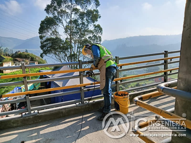 Puentes peatonales estructurales metálicos, soluciones a la medida para Bogotá, Colombia. Montajes, Ingeniería y Construcción. MIC SAS. Puentes peatonales estructurales metálicos, soluciones a la medida para Bogotá, Colombia. Montajes, Ingeniería y Construcción. MIC SAS.