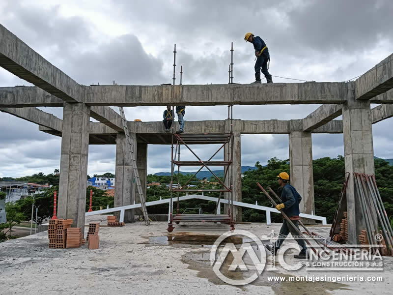 Construcción de Estructura Metálica en la Parte Superior de Edificio en Juzgados de Girardot en Cundinamarca, Colombia. Montajes, Ingeniería y Construcción. MIC SAS. Construcción de Estructura Metálica en la Parte Superior de Edificio en Juzgados de Girardot en Cundinamarca, Colombia. Montajes, Ingeniería y Construcción. MIC SAS.