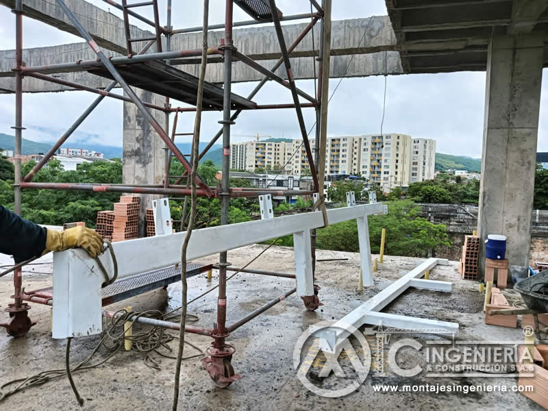 Edificio en Construcción en Girardot con Estructura Metálica para Cubiertas y Techos. Montajes, Ingeniería y Construcción. MIC SAS. Edificio en Construcción en Girardot con Estructura Metálica para Cubiertas y Techos. Montajes, Ingeniería y Construcción. MIC SAS.