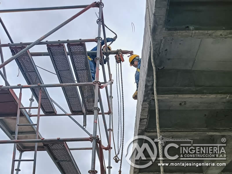 Edificio en Construcción en Girardot con Estructura Metálica para Cubiertas y Techos. Montajes, Ingeniería y Construcción. MIC SAS. Edificio en Construcción en Girardot con Estructura Metálica para Cubiertas y Techos. Montajes, Ingeniería y Construcción. MIC SAS.