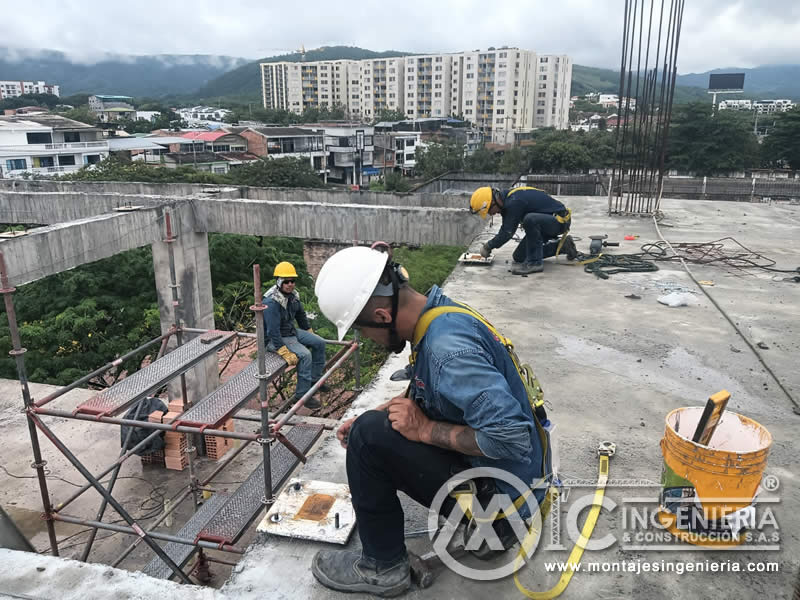 Edificio en Construcción en Girardot con Estructura Metálica para Cubiertas y Techos. Montajes, Ingeniería y Construcción. MIC SAS. Edificio en Construcción en Girardot con Estructura Metálica para Cubiertas y Techos. Montajes, Ingeniería y Construcción. MIC SAS.