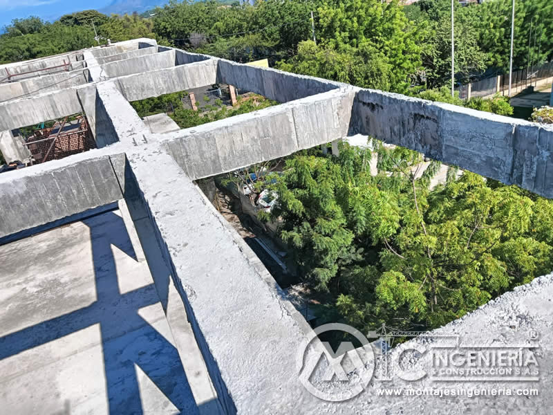 Obra Estructura Metálica para Cubierta en Juzgados en Girardot, Cundinamarca. Colombia Obra Estructura Metálica para Cubierta en Juzgados en Girardot, Cundinamarca. Colombia