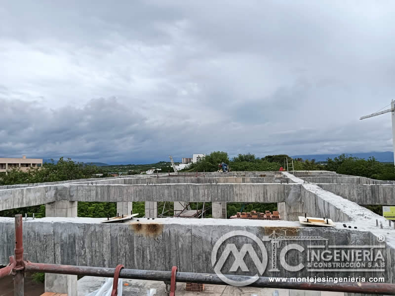 Techos y Cubiertas con Estructura Metálica para Obra en Juzgados en Girardot, Cundinamarca. Colombia. Montajes, Ingeniería y Construcción. MIC SAS. Techos y Cubiertas con Estructura Metálica para Obra en Juzgados en Girardot, Cundinamarca. Colombia. Montajes, Ingeniería y Construcción. MIC SAS.