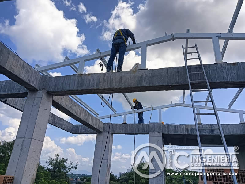 Construcción de Estructura Metálica para Cubierta de Edificio de los Juzgados en Girardot, Cundinamarca. Colombia. Montajes, Ingeniería y Construcción. MIC SAS. Construcción de Estructura Metálica para Cubierta de Edificio de los Juzgados en Girardot, Cundinamarca. Colombia. Montajes, Ingeniería y Construcción. MIC SAS.