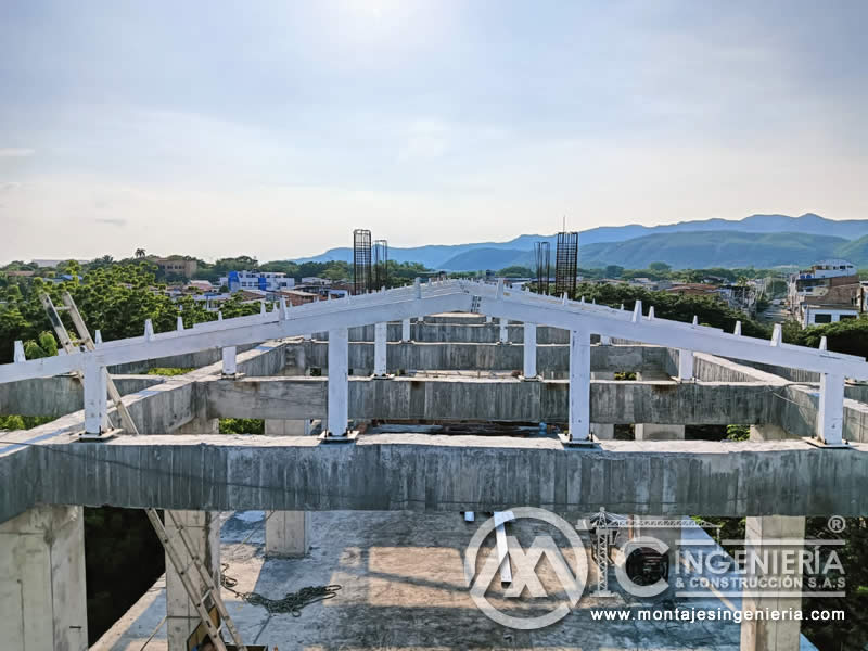 Construcción de Estructura Metálica para Cubierta de Edificio de los Juzgados en Girardot, Cundinamarca. Colombia. Montajes, Ingeniería y Construcción. MIC SAS. Construcción de Estructura Metálica para Cubierta de Edificio de los Juzgados en Girardot, Cundinamarca. Colombia. Montajes, Ingeniería y Construcción. MIC SAS.