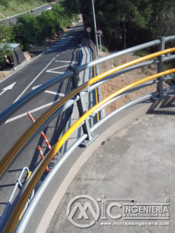 Instalación de Protecciones Metálicas, Acabados y Trabajos Generales en Puentes Peatonales en Bogotá, Colombia. Montajes, Ingeniería y Construcción. MIC SAS. Instalación de Protecciones Metálicas, Acabados y Trabajos Generales en Puentes Peatonales en Bogotá, Colombia. Montajes, Ingeniería y Construcción. MIC SAS.