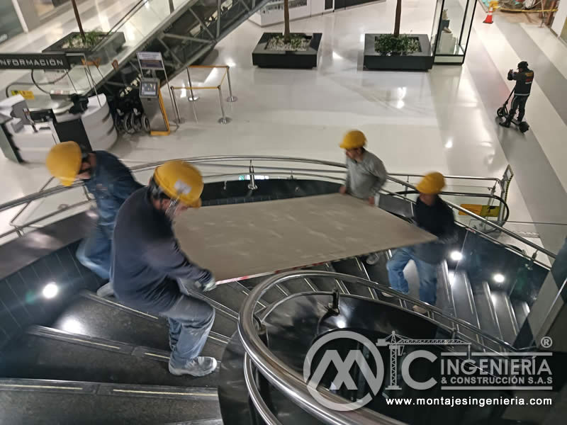 Diseño estructural e ingeniería para la construcción de mezzanine en centro comercial en Bogotá, Colombia. Montajes, Ingeniería y Construcción. MIC SAS.