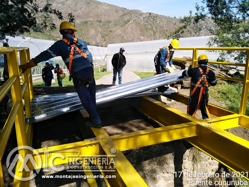 Diseño estructural y montaje estructural de puente metálico en Cucunubá, Cundinamarca. Montajes, Ingeniería y Construcción. MIC SAS. Bogotá, Colombia