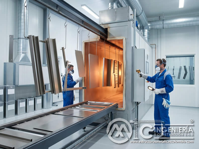 Pinturas en Polvo Recomendadas para Puentes y Torres de Comunicación en Regiones con Alta Humedad con pintura en polvo electrostática aplicada sobre piezas metálicas en Bogotá, Colombia. Montajes, Ingeniería y Construcción. MIC SAS.