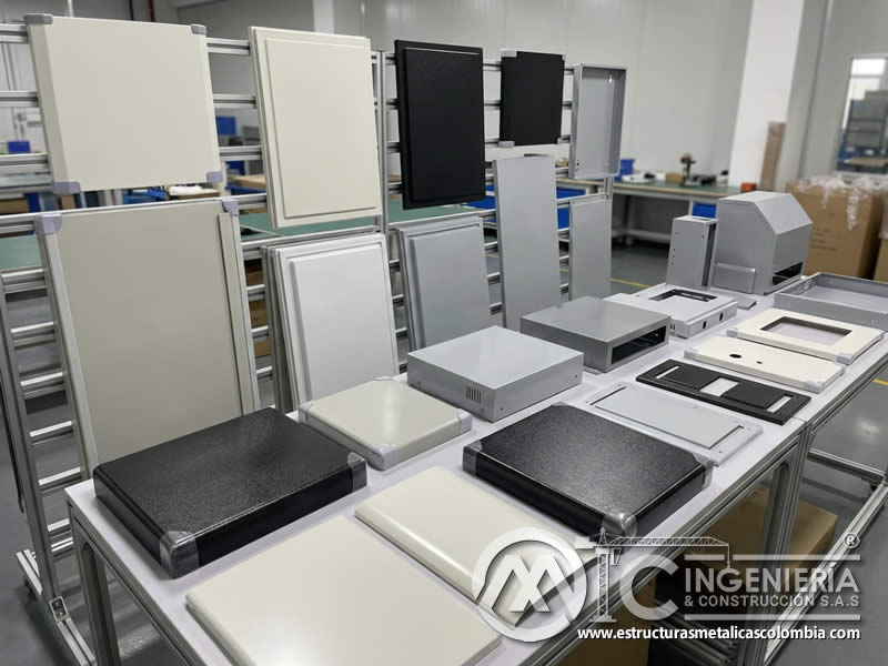 Acabados uniformes para electrodomésticos con resistencia y estética en Bogotá, Colombia. Montajes, Ingeniería y Construcción. MIC SAS.