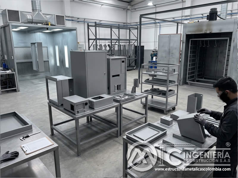 Acabado profesional para equipos tecnicos sin textos visibles metálico Bogotá en Bogotá, Colombia. Montajes, Ingeniería y Construcción. MIC SAS.