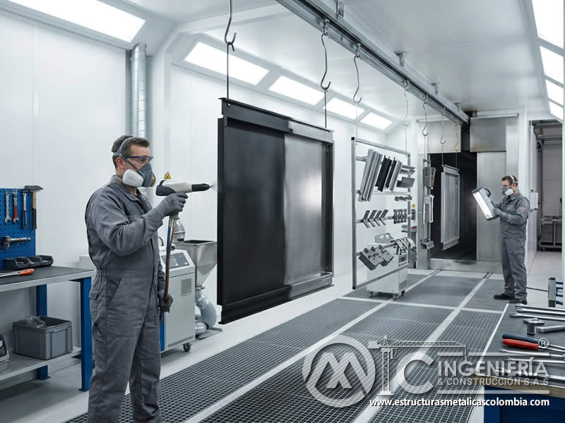 Diferencias en acabados de textura entre pintura en polvo electrostática y pinturas líquidas sobre superficies metálicas en Bogotá, Colombia. Montajes, Ingeniería y Construcción. MIC SAS.