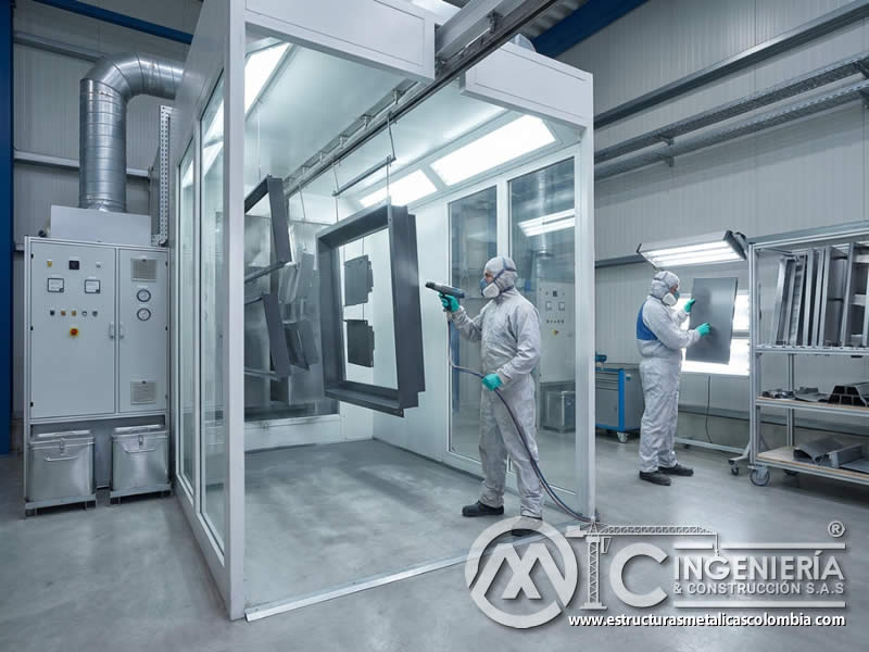 Pintura en polvo epoxi y poliéster para ambientes marinos y costeros con protección anticorrosiva sobre metal en Bogotá, Colombia. Montajes, Ingeniería y Construcción. MIC SAS.