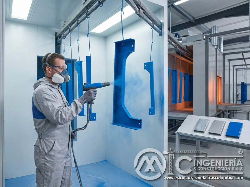 Ventajas de pintura electrostática en polvo sobre galvanizado en resistencia a corrosión de superficies metálicas en Bogotá, Colombia. Montajes, Ingeniería y Construcción. MIC SAS.