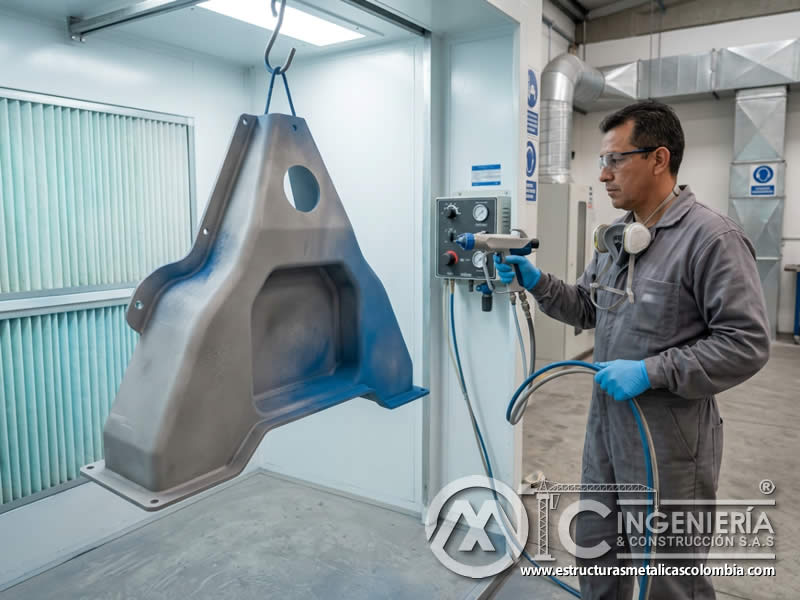 Sobrecarga de partículas en pintura en polvo sobre pieza con sandblasting en Bogotá, Colombia. Montajes, Ingeniería y Construcción. MIC SAS.