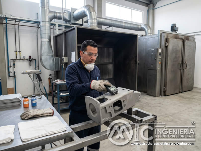 Durabilidad de pintura en polvo en superficies preparadas con sandblasting en Bogotá, Colombia. Montajes, Ingeniería y Construcción. MIC SAS.