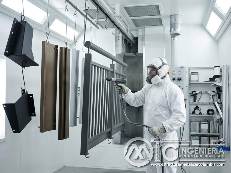 Avances en pinturas en polvo para cumplir requisitos especificos de certificaciones y estándares de la industria, con formulación, ensayos, aplicación controlada, durabilidad y documentación técnica en Bogotá, Colombia. Montajes, Ingeniería y Construcción. MIC SAS.