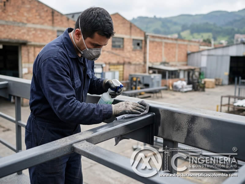 Protección del metal frente a intemperie mediante recubrimiento adecuado y limpieza programada manteniendo coherencia con el uso real de cada pieza metálica en Bogotá, Colombia. Montajes, Ingeniería y Construcción. MIC SAS. Protección del metal frente a intemperie mediante recubrimiento adecuado y limpieza programada manteniendo coherencia con el uso real de cada pieza metálica en Bogotá, Colombia. Montajes, Ingeniería y Construcción. MIC SAS.