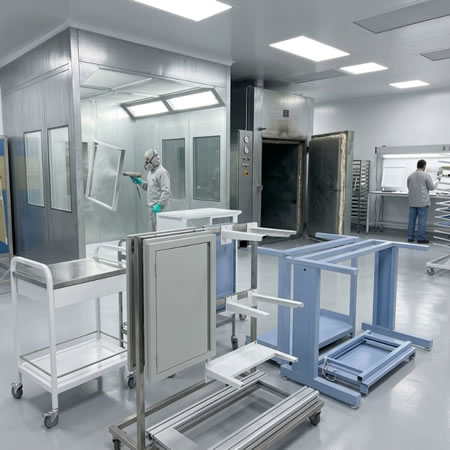 Gabinetes, carros y soportes clínicos con acabado electrostático liso y durable en Bogotá, Colombia. Montajes, Ingeniería y Construcción. MIC SAS.