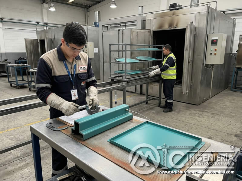 Masa de la pieza metálica y tiempo de curado en horno en Bogotá, Colombia. Montajes, Ingeniería y Construcción. MIC SAS.