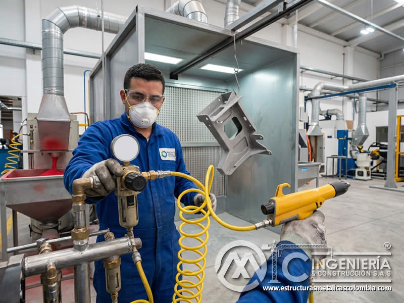 Regulador de presión para pintura en polvo con sandblasting en Bogotá, Colombia. Montajes, Ingeniería y Construcción. MIC SAS.