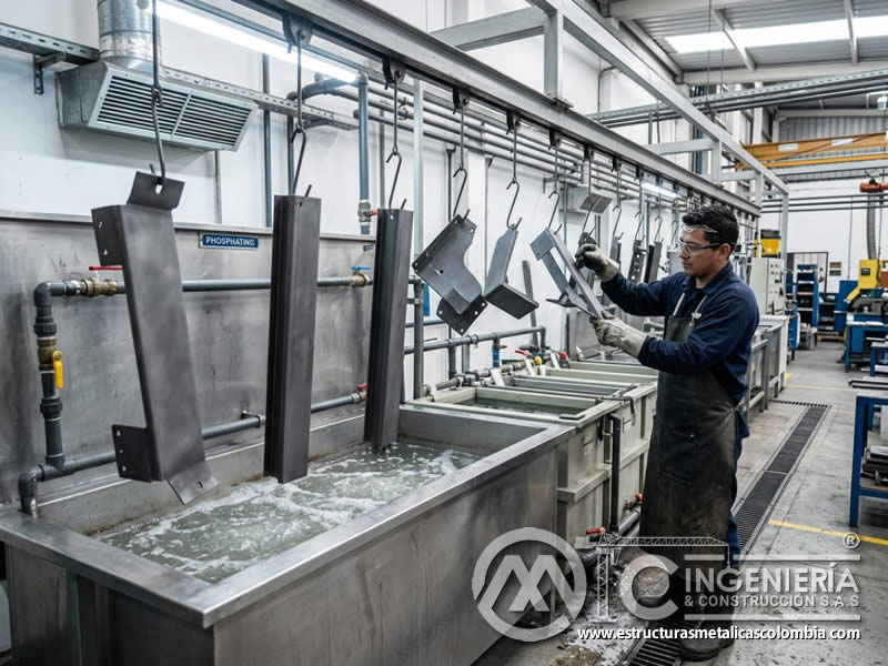 Fosfatizado de hierro en piezas metálicas como pretratamiento para pintura en polvo con protección y adherencia en Bogotá, Colombia. Montajes, Ingeniería y Construcción. MIC SAS. Fosfatizado de hierro en piezas metálicas como pretratamiento para pintura en polvo con protección y adherencia en Bogotá, Colombia. Montajes, Ingeniería y Construcción. MIC SAS.