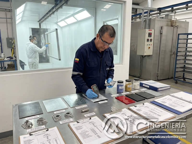 Pintura en polvo sustratos adecuados epoxi poliéster industrial metalico en Bogotá, Colombia. Montajes, Ingeniería y Construcción. MIC SAS.