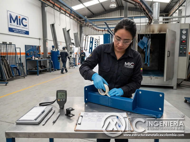 Adherencia firme de pintura en polvo para recubrimientos metálicos durables en Bogotá, Colombia. Montajes, Ingeniería y Construcción. MIC SAS. Adherencia firme de pintura en polvo para recubrimientos metálicos durables en Bogotá, Colombia. Montajes, Ingeniería y Construcción. MIC SAS.
