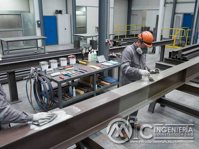 Limpieza, reparación y repintado preventivo de recubrimiento en Bogotá, Colombia. Montajes, Ingeniería y Construcción. MIC SAS.