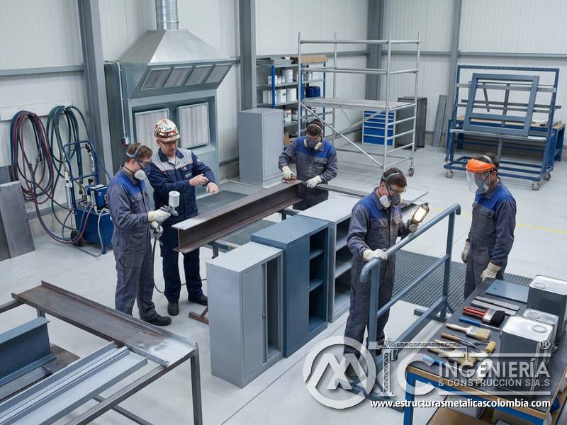 Capacitación de equipos de pintura industrial para eficiencia y seguridad en Bogotá, Colombia. Montajes, Ingeniería y Construcción. MIC SAS.