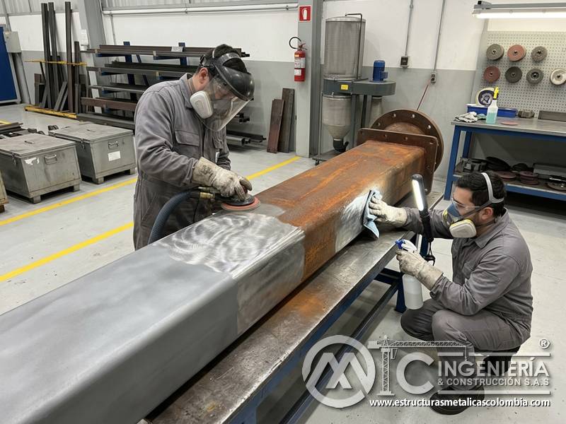 Eliminación de óxido y corrosión con preparación técnica del metal en Bogotá, Colombia. Montajes, Ingeniería y Construcción. MIC SAS.