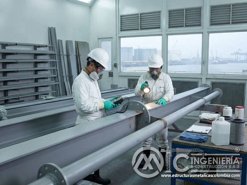 Ambiente salino que impacta durabilidad de pintura industrial en Bogotá, Colombia. Montajes, Ingeniería y Construcción. MIC SAS.