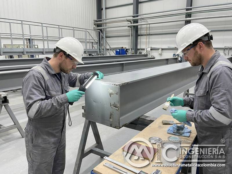 Control de golpes en pintura industrial en Bogotá, Colombia. Montajes, Ingeniería y Construcción. MIC SAS.