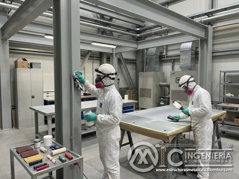Control de humedad en superficies pintadas industriales en Bogotá, Colombia. Montajes, Ingeniería y Construcción. MIC SAS.
