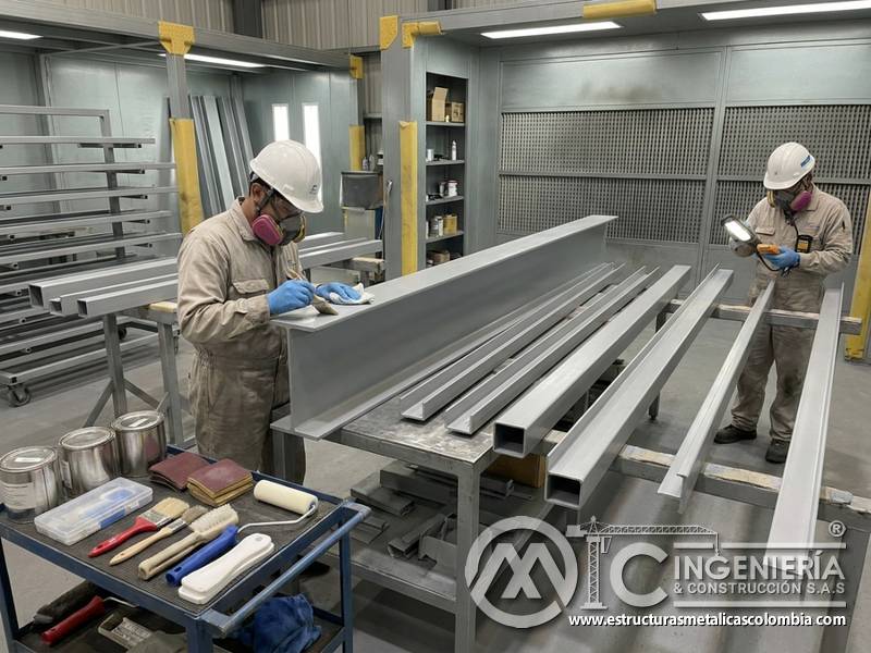 Mantenimiento preventivo en perfiles metálicos pintados en Bogotá, Colombia. Montajes, Ingeniería y Construcción. MIC SAS.