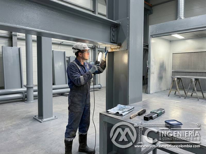 Inspección anticorrosiva de pintura industrial en Bogotá, Colombia. Montajes, Ingeniería y Construcción. MIC SAS.