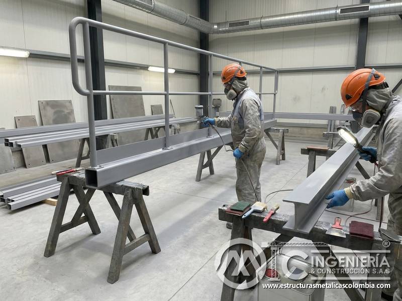 Aplicación de imprimante en renovación industrial en Bogotá, Colombia. Montajes, Ingeniería y Construcción. MIC SAS.