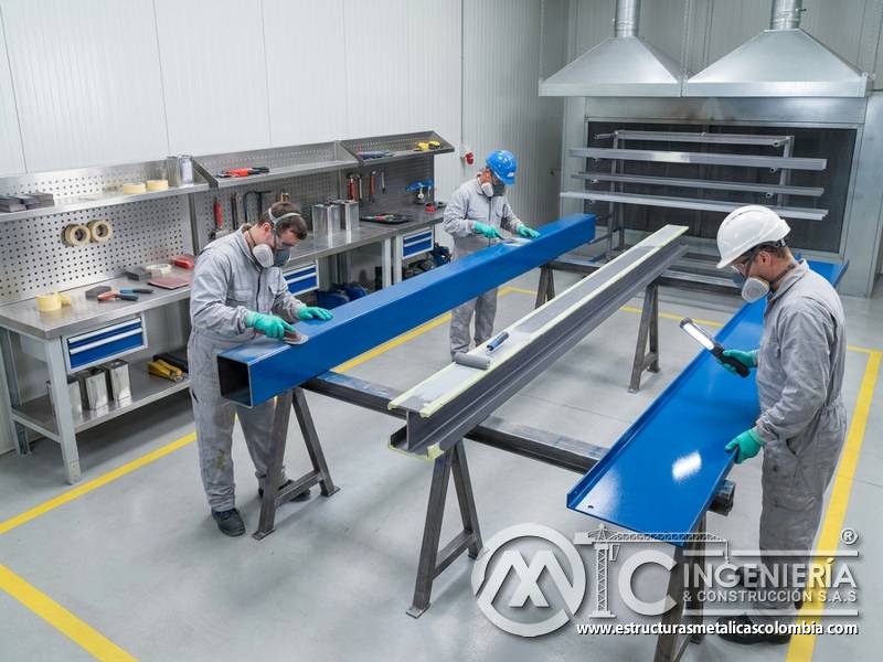 Reparación en perfiles metálicos pintados en Bogotá, Colombia. Montajes, Ingeniería y Construcción. MIC SAS.
